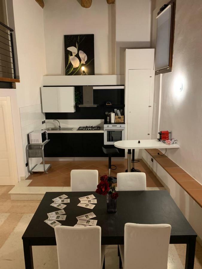 Vicolo Duelli Apartment Ferrara Luaran gambar