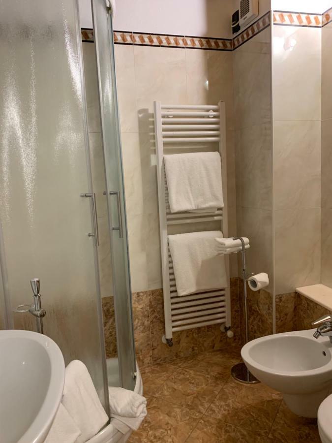 Vicolo Duelli Apartment Ferrara Luaran gambar